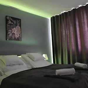 B&B Fonix Design