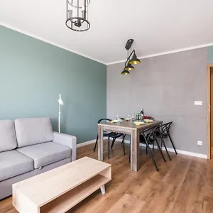 https://pozna-serbska-apartament-z-parkingiem-by-renters.poznan-hotels.com
