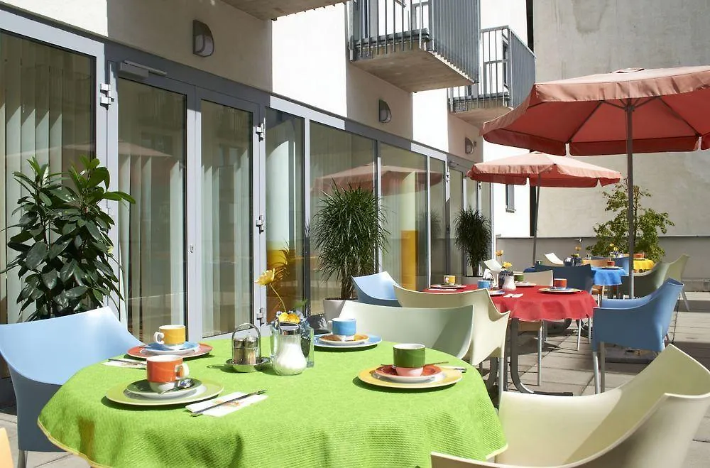 Hotel Kolping Wien Zentral 2*, Vienna